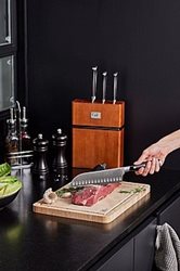 בלוק סכינים 5 חלקים הכולל 4 סכינים + מעמד עץ SIGNATURE